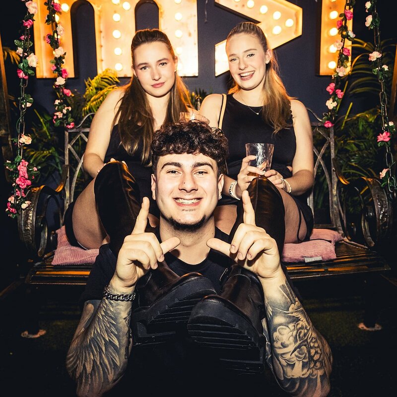 Saturday Again // 09.11.2024