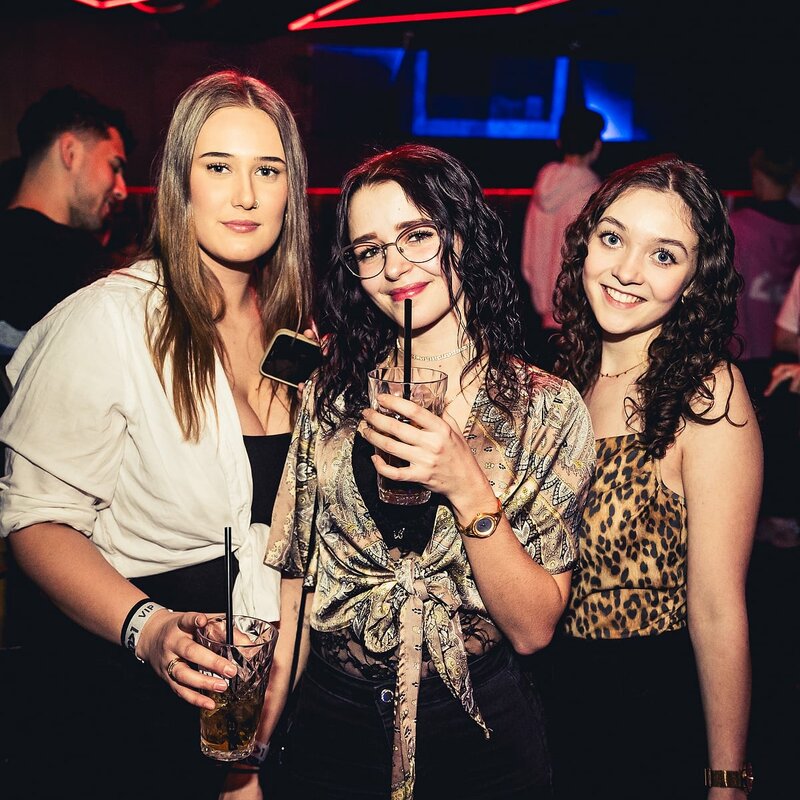 Mach Liebe // 14.02.25