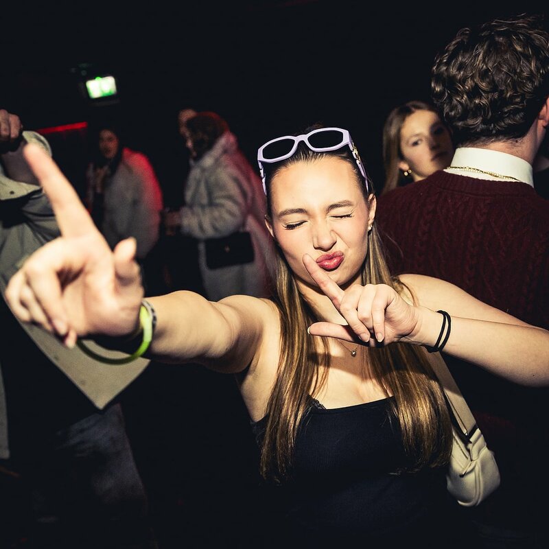 Mach Liebe // 14.02.25