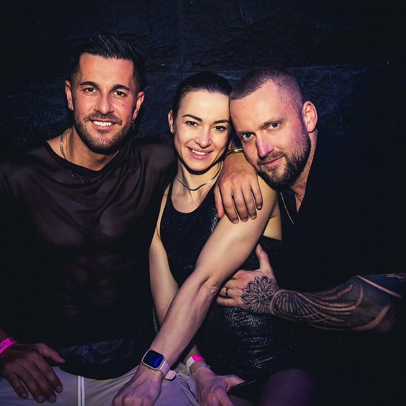 Mach90 meets 2000 // 25.12.24