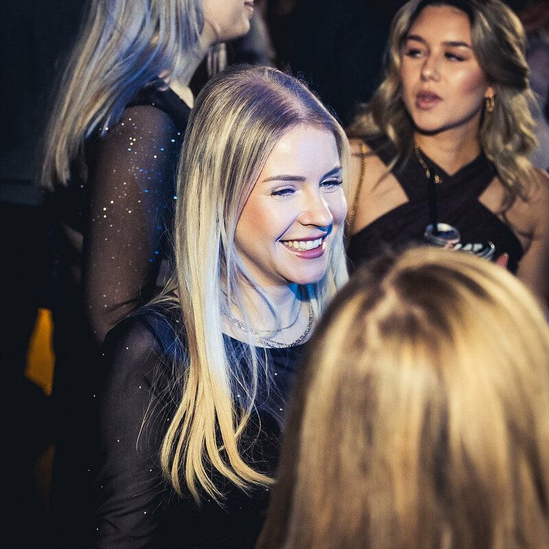 Mach Liebe // 14.02.25