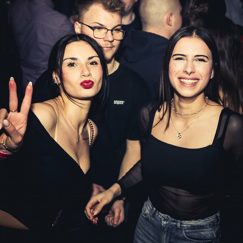 Mach90 meets 2000 // 25.12.24