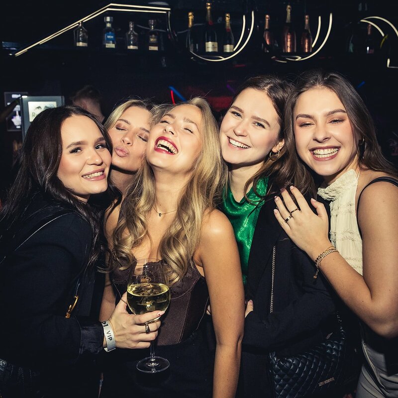 Mach Liebe // 14.02.25